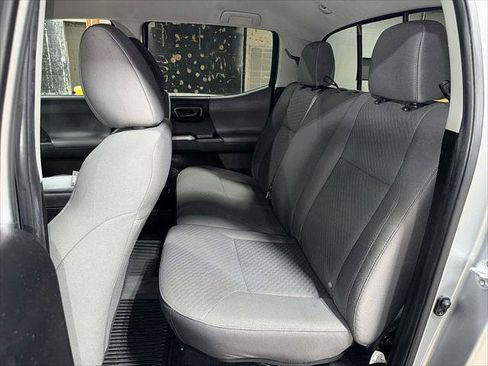 Certified 2023 Toyota Tacoma SR5 AWD/4WD image 17