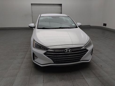 Used 2019 Hyundai Elantra SE w/ Cargo Package FWD image 14