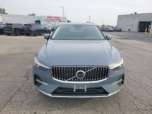 Used 2023 Volvo XC60 B5 Plus w/ Climate Package AWD/4WD image 3