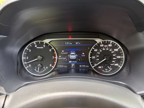 Used 2025 Nissan Altima 2.5 SV FWD image 40