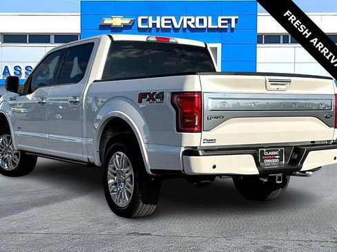 Used 2017 Ford F150 Platinum w/ Equipment Group 701A Luxury AWD/4WD image 4
