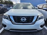 Used 2019 Nissan Pathfinder Platinum image 2
