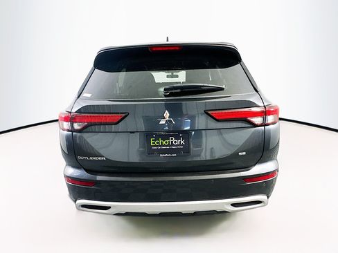 Used 2024 Mitsubishi Outlander SE FWD image 7