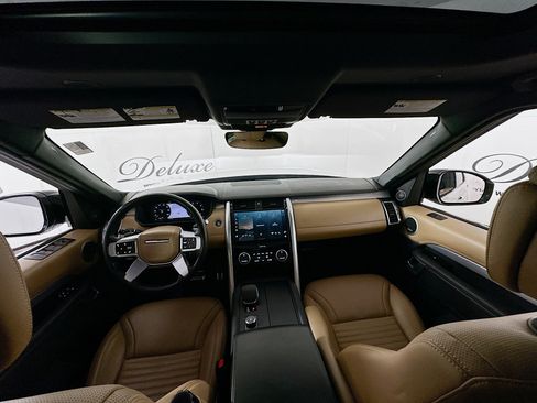 Used 2023 Land Rover Discovery HSE R-Dynamic image 19