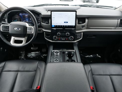 Certified 2024 Ford Expedition Max XLT image 19