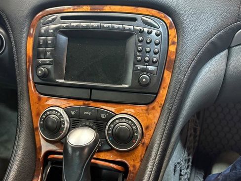 Used 2003 Mercedes-Benz SL 500 image 32