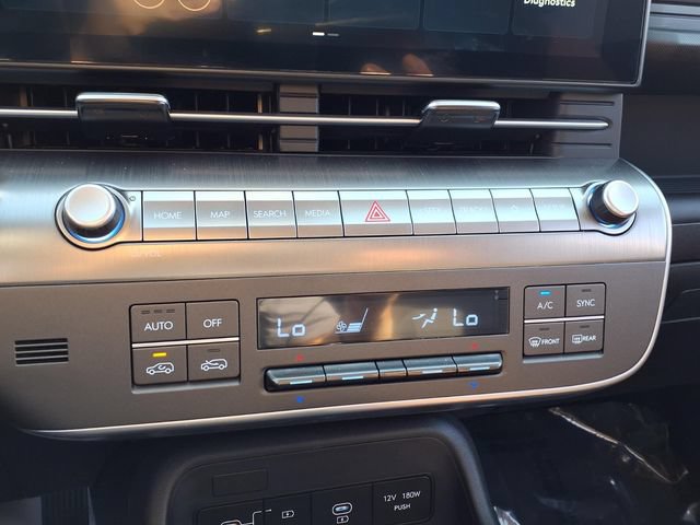 Used 2025 Hyundai Kona SEL FWD image 23