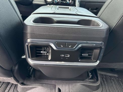Used 2022 GMC Sierra 1500 Denali AWD/4WD image 13