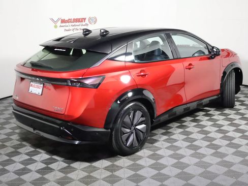 Used 2024 Nissan Ariya AWD image 4