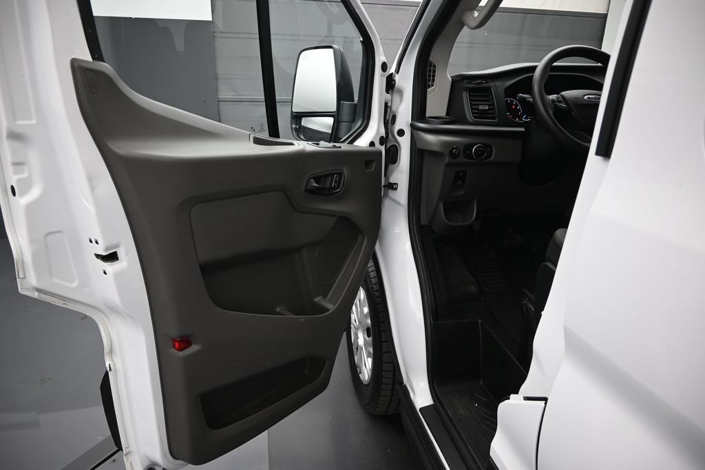 Used 2023 Ford Transit 350 XLT RWD image 11