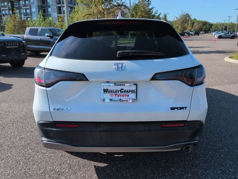 Used 2023 Honda HR-V Sport image 5