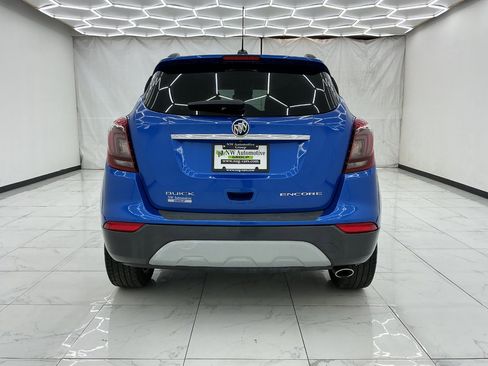 Used 2018 Buick Encore Essence FWD image 10