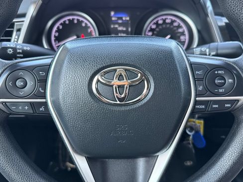 Used 2022 Toyota Camry LE FWD image 22