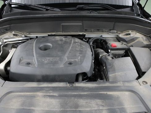 Used 2022 Volvo XC90 T5 Momentum w/ Climate Package FWD image 46