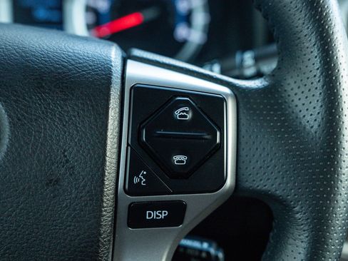 Used 2018 Toyota 4Runner Limited AWD/4WD image 25