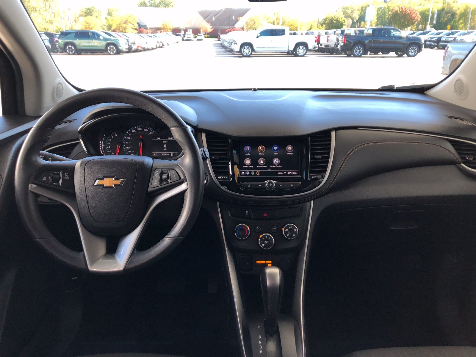 Used 2022 Chevrolet Trax LT w/ LT Convenience Package AWD/4WD image 14
