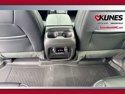 New 2026 Buick Enclave Sport Touring w/ LPO, Floor Liner Package image 40
