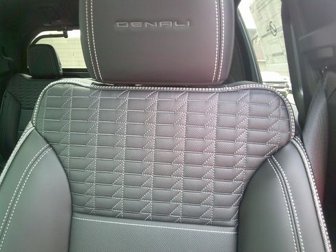 New 2025 GMC Sierra EV Denali image 20