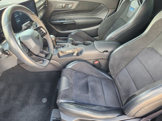 Used 2025 Ford Mustang Dark Horse RWD image 14