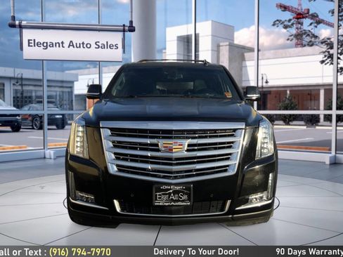 Used 2017 Cadillac Escalade ESV Platinum AWD/4WD image 2
