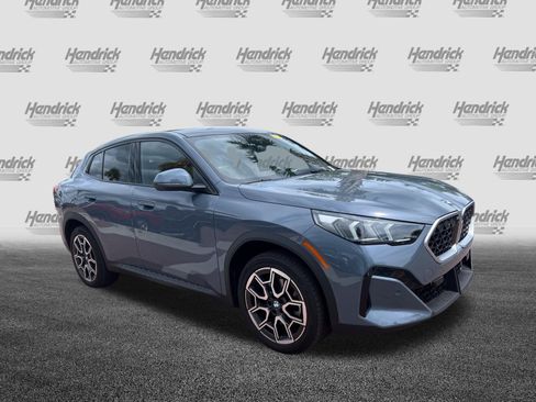 Certified 2025 BMW X2 xDrive28i AWD/4WD image 2