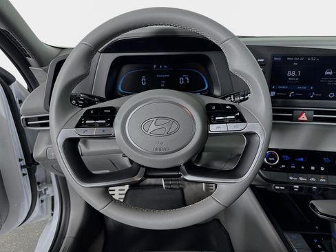 New 2026 Hyundai Elantra SEL Sport image 12