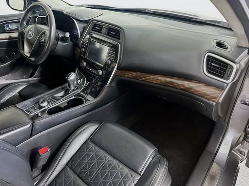 Used 2016 Nissan Maxima Platinum FWD image 32