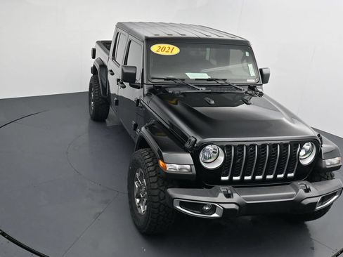 Used 2021 Jeep Gladiator Overland AWD/4WD image 24