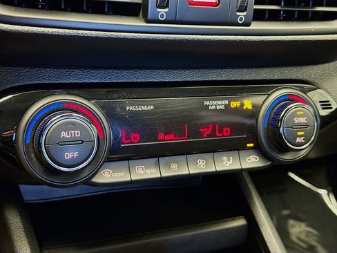 Used 2019 Kia Forte LXS image 12