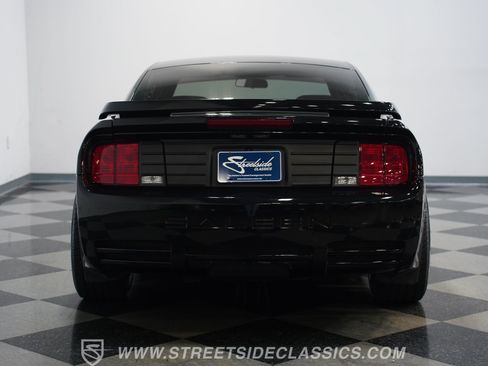 Used 2006 Ford Mustang GT RWD image 24