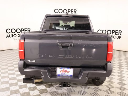Used 2024 Toyota Tacoma SR AWD/4WD image 20