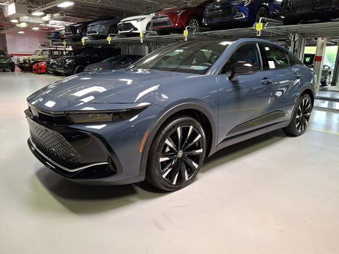 New 2026 Toyota Crown Platinum AWD/4WD image 2