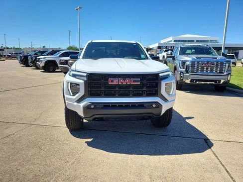 New 2026 GMC Canyon Elevation w/ Convenience Package RWD image 2