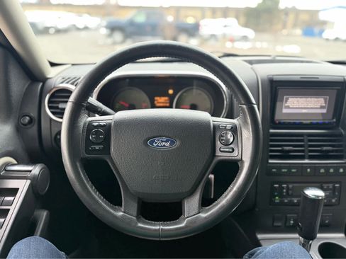Used 2007 Ford Explorer Sport Trac Limited image 15