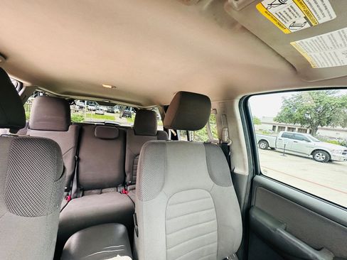 Used 2012 Nissan Pathfinder S RWD image 23