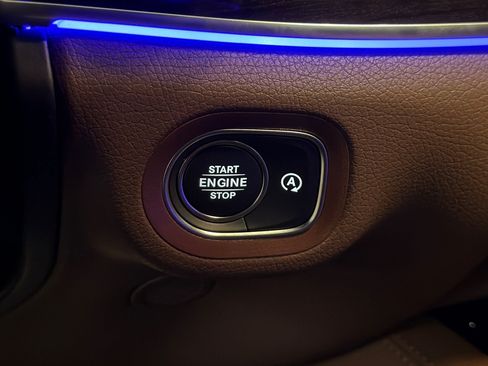 New 2026 Mercedes-Benz GLS 450 4MATIC image 23