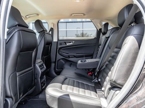 Used 2022 Ford Edge SEL w/ Convenience Package AWD/4WD image 17