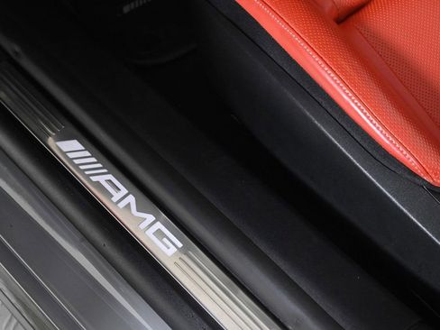 Used 2022 Mercedes-Benz SL 63 AMG 4MATIC image 23