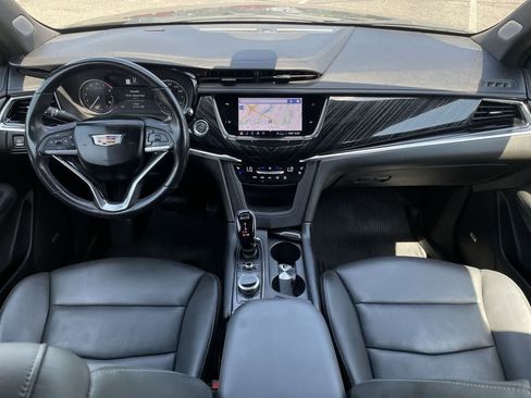 Used 2024 Cadillac XT6 Premium Luxury w/ LPO, Floor Liner Package AWD/4WD image 27