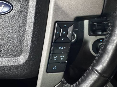 Used 2017 Ford Expedition Limited w/ Equipment Group 301A AWD/4WD image 24