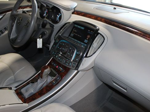 Used 2013 Buick LaCrosse Leather image 26