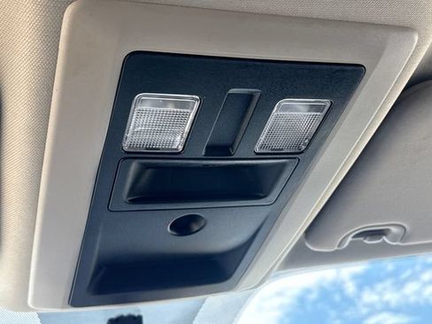 Used 2021 RAM 1500 Classic SLT RWD image 22
