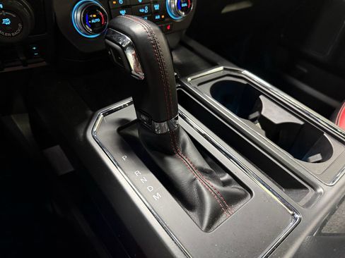 Used 2019 Ford F150 Lariat w/ Equipment Group 502A Luxury AWD/4WD image 40
