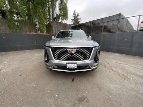 Used 2025 Cadillac Escalade Premium Luxury w/ Touring Package AWD/4WD image 9