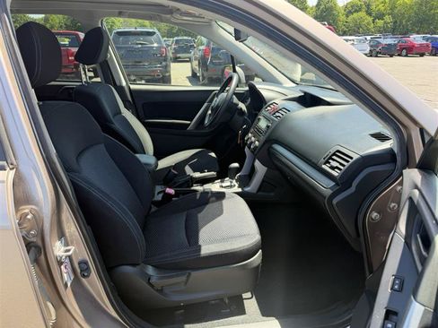 Used 2015 Subaru Forester 2.5i Premium w/ All-Weather Package AWD/4WD image 12