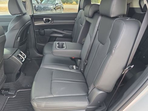 New 2026 Kia Sorento S w/ S Panoramic Sunroof Package image 16