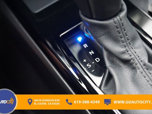 Used 2025 Toyota Camry XSE image 26