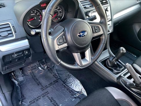 Used 2016 Subaru Crosstrek 2.0i Premium image 14