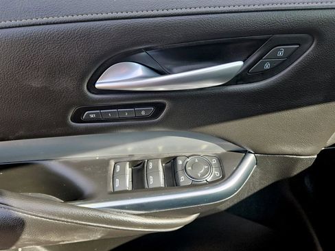 Used 2023 Cadillac XT4 Premium Luxury image 21