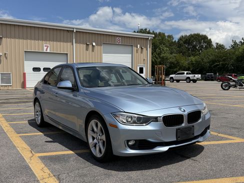 Used 2014 BMW 335i Sedan RWD image 4